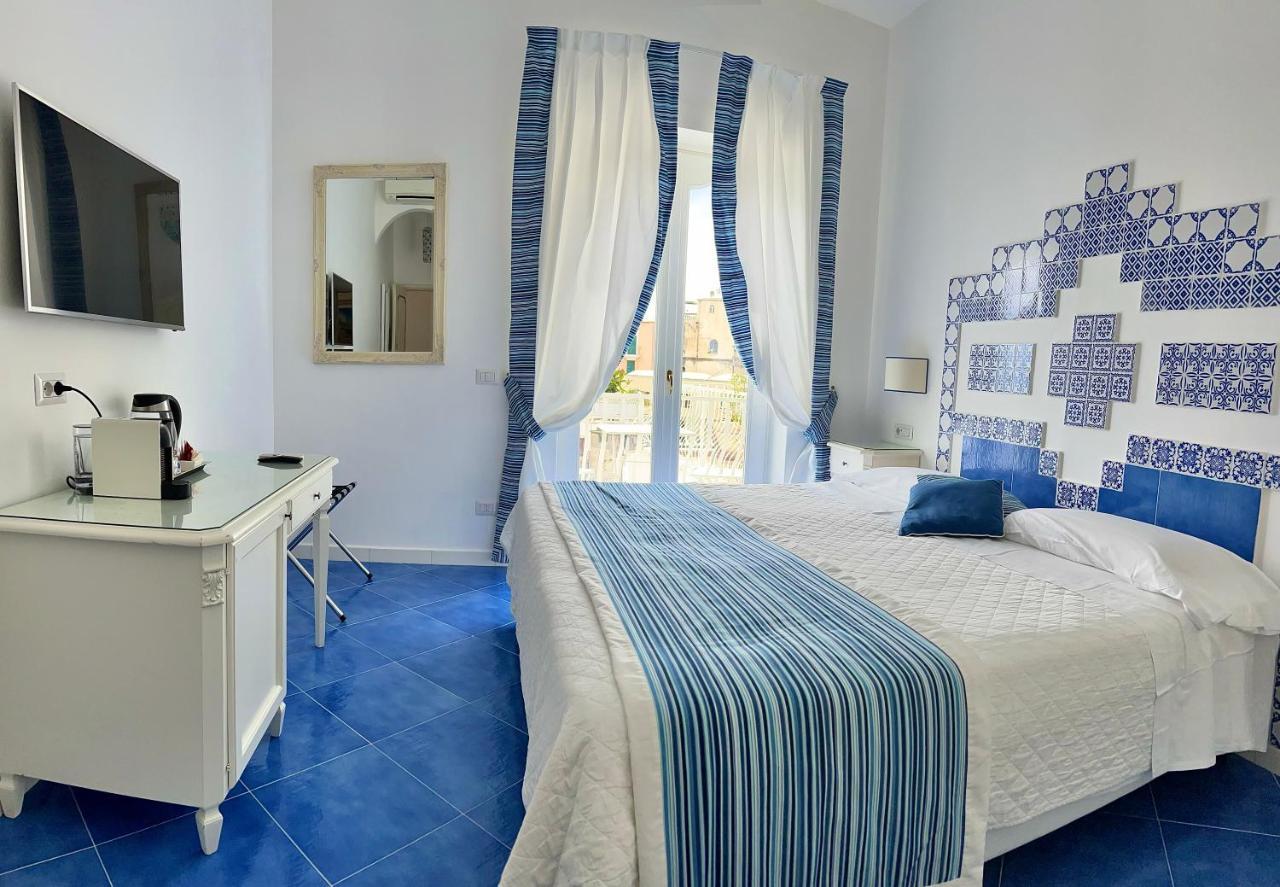 Hotel Villa Delle Palme In Positano Exteriör bild