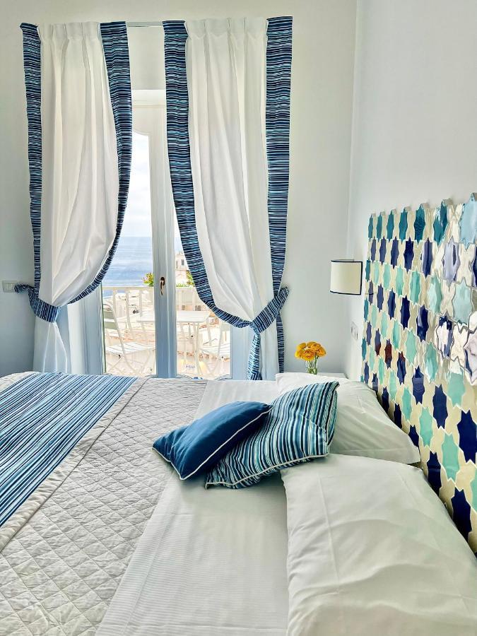 Hotel Villa Delle Palme In Positano Exteriör bild