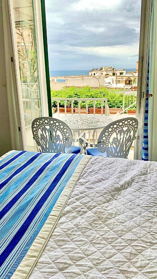 Hotel Villa Delle Palme In Positano Exteriör bild
