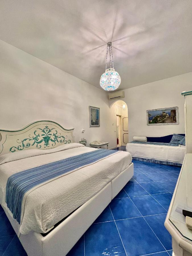 Hotel Villa Delle Palme In Positano Exteriör bild