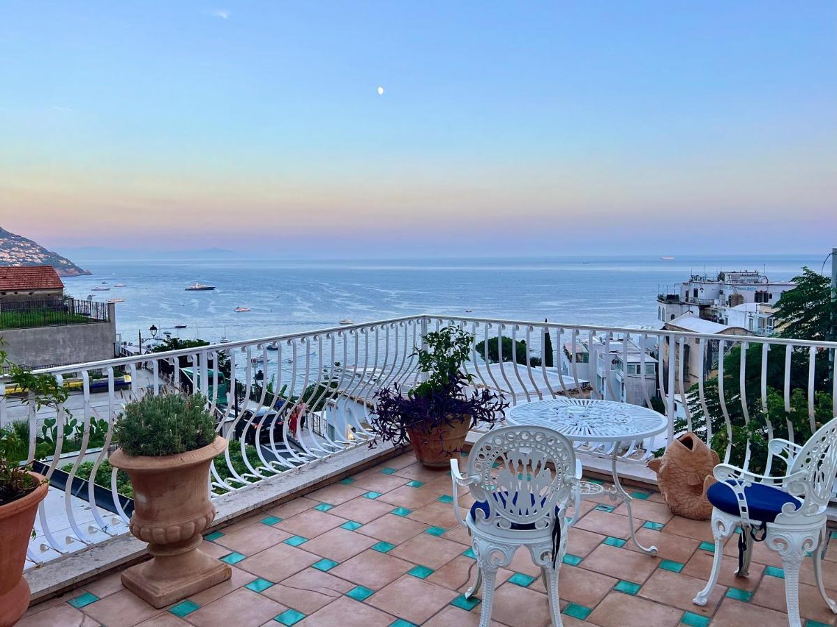 Hotel Villa Delle Palme In Positano Exteriör bild