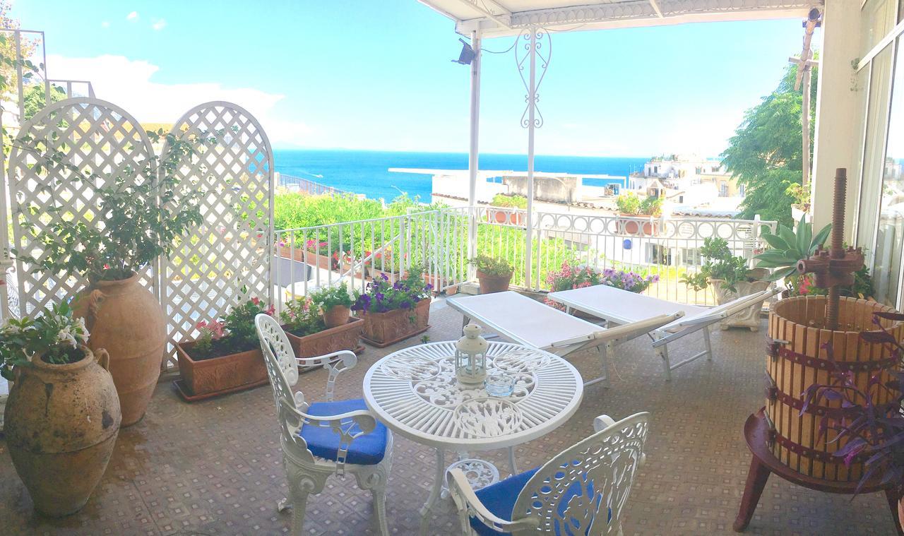 Hotel Villa Delle Palme In Positano Exteriör bild