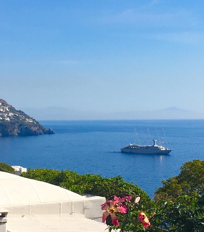 Hotel Villa Delle Palme In Positano Exteriör bild
